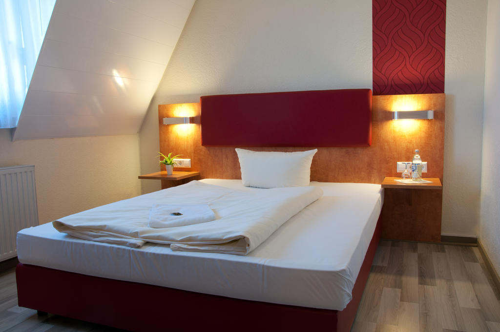 Landhotel Kueffner Pfedelbach Pokoj fotografie