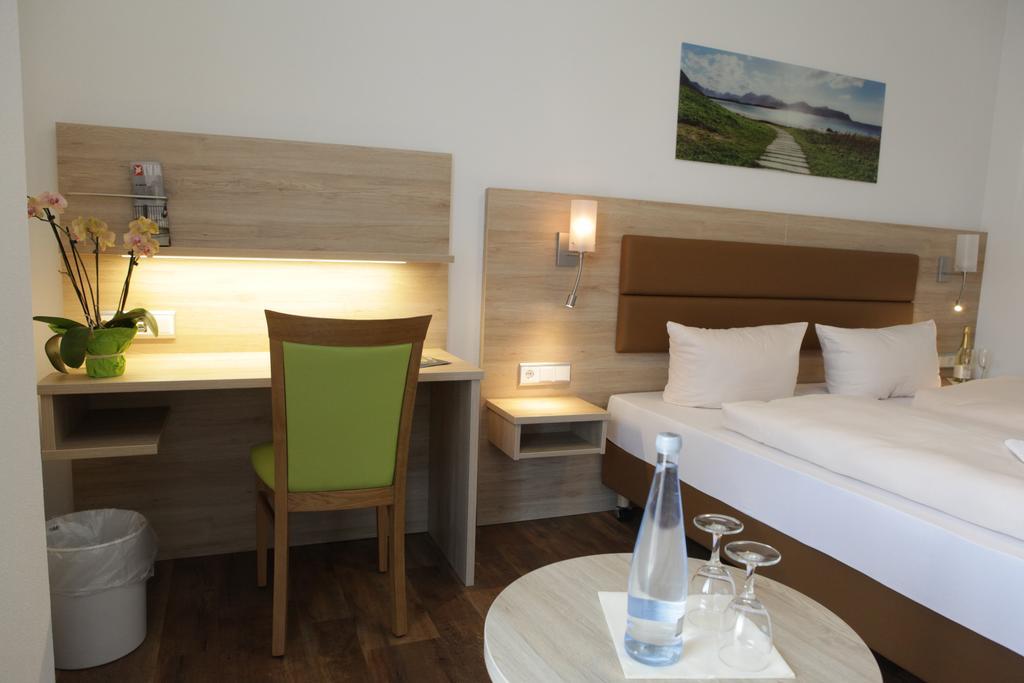 Landhotel Kueffner Pfedelbach Exteriér fotografie